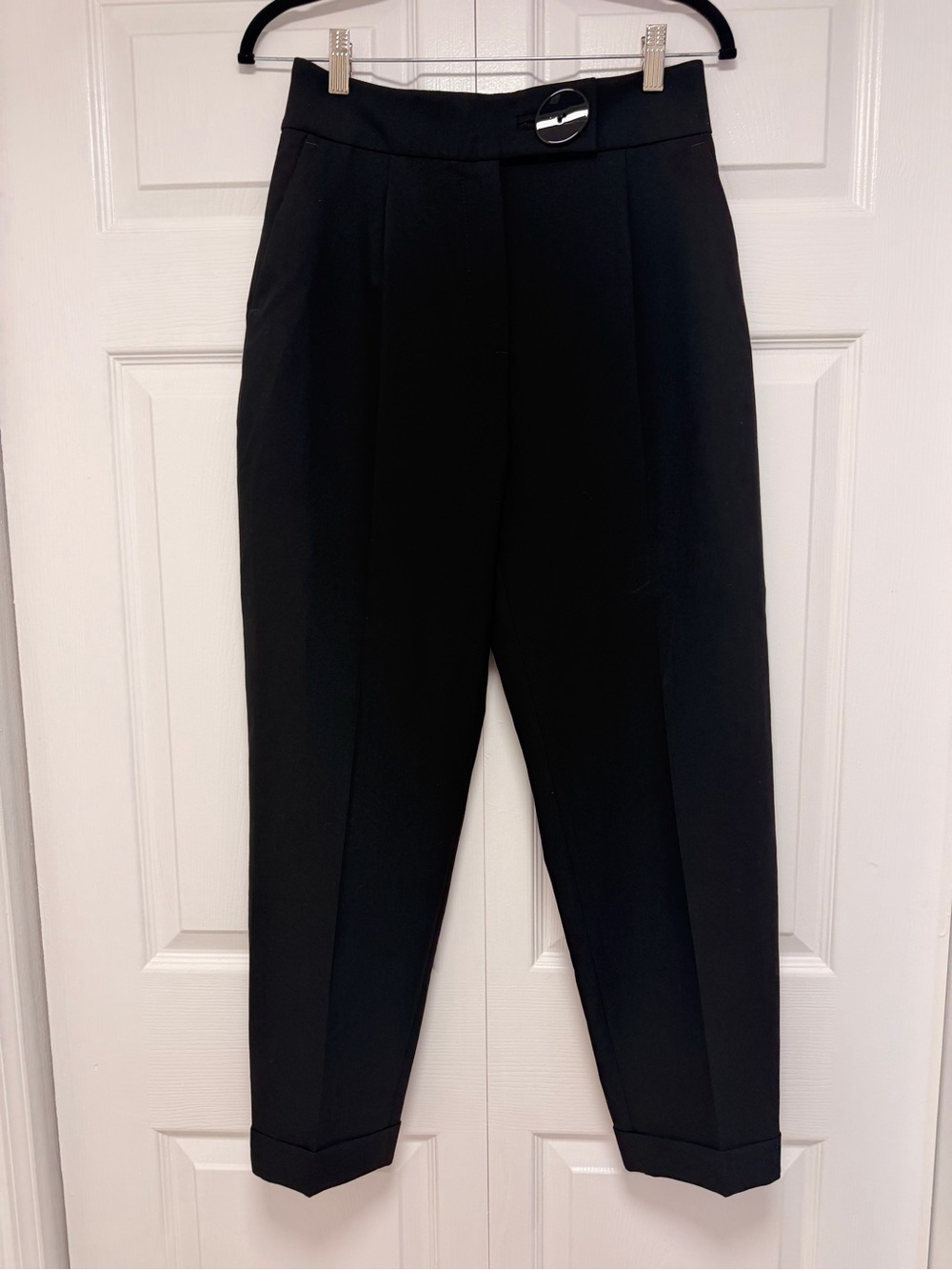 ZARA High Wasted Black Pleated Tapered Tailored Trousers Pants Size M